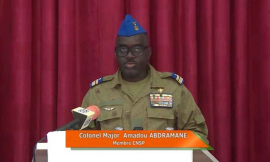 Militares de Níger impiden intento de fuga del expresidente Bazoum