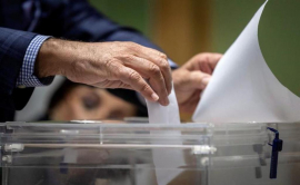 Sables afilados, votantes indecisos: España en modo electoral