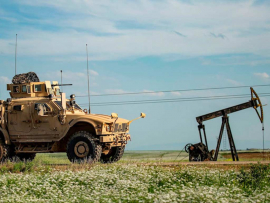 Reportan saqueo estadounidense de nuevo lote del petróleo sirio