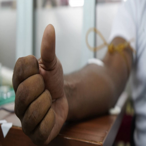 Jóvenes protagonizan jornada de donación voluntaria de sangre
