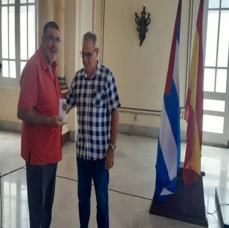 Reconoce gobierno santiaguero a brigada solidaria Medicuba España