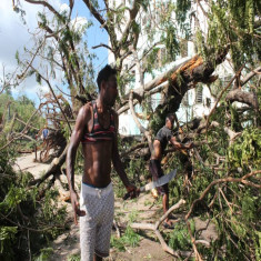 Manos solidarias apoyan la recuperación de Santiago de Cuba