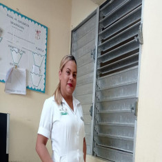Detrás del uniforme, un corazón
