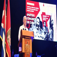 Encabezó Raúl conmemoración por el 60 aniversario del primer Comité Central del Partido