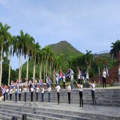 Cuba celebró el aniversario de su organización femenil (+ Fotos)