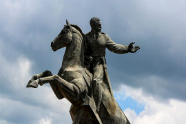 Plaza de la Revolución Antonio Maceo, símbolo de resistencia y cultura
