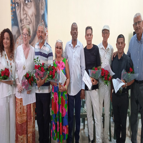 En Santiago de Cuba entregan Placa Heredia a personalidades e instituciones de la cultura