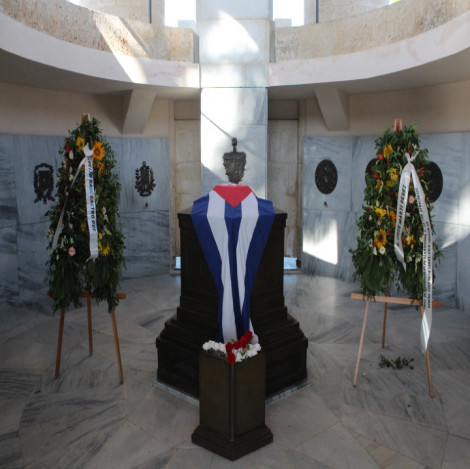 Santiago de Cuba conmemora Día de las Fuerzas Armadas Revolucionarias