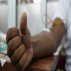 Jóvenes protagonizan jornada de donación voluntaria de sangre