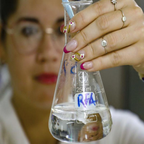 ¿Qué es el proceso de termoconversión para tratar el crudo cubano?