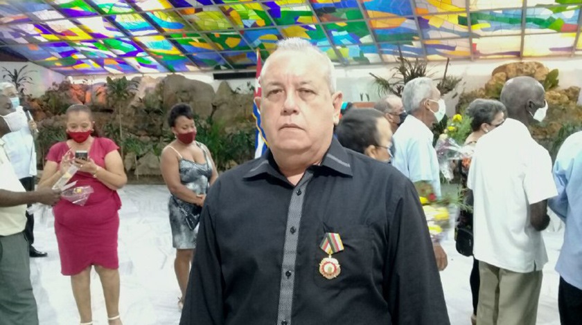 0 12 miguel angel santiago 1