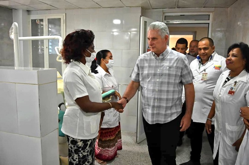 Diaz Canel clinica estomatologica