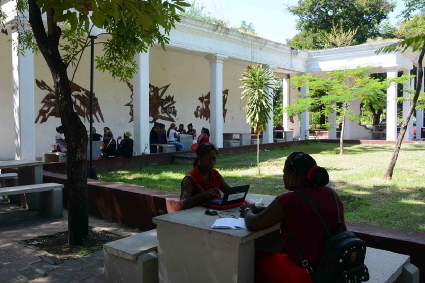 biblioteca abel santamaria