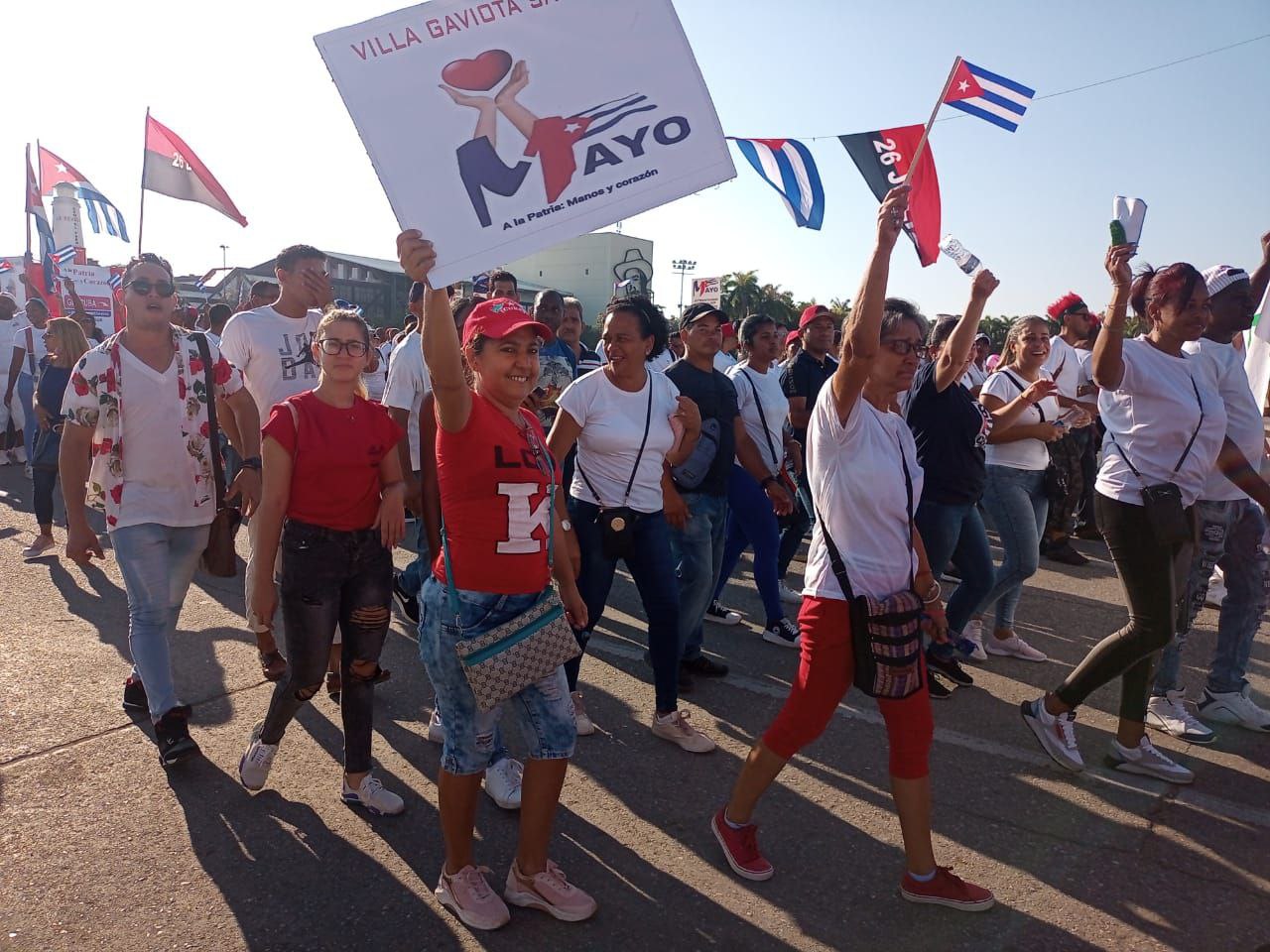 0505 jóvenes2