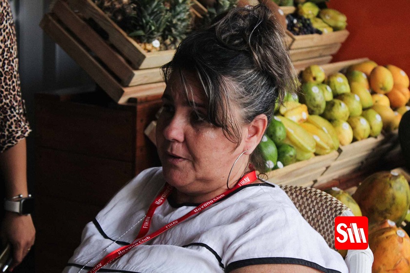 Directora de Importaciones Frutas Selectas