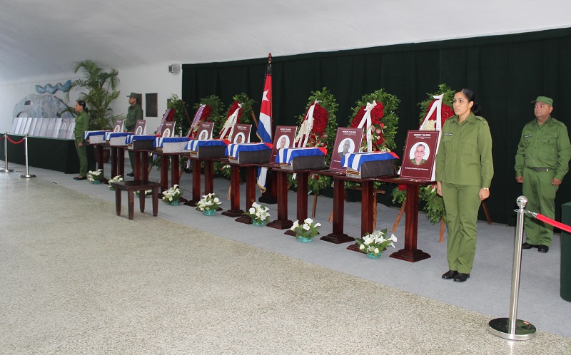 Homenaje caídos Venezuela Guardia de Honor Santiago de Cuba 