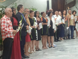 Entregan distinción Con el Esfuerzo de Todos ¡Venceremos!