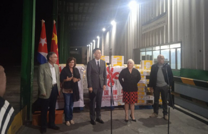 Estrecha donativo chino comunidad de futuro compartido con Cuba