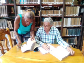 Celebraciones anticipadas de bibliotecarios santiagueros