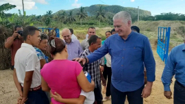 Presidente cubano de visita en Santiago (Noticia Ampliada)