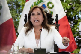 Piden renuncia de presidenta de Perú tras masivo rechazo en sondeo