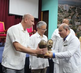 Amplían cooperación japonesa con sistema de salud santiaguero