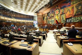Ministros de Ecuador explicarán accionar de uniformados en protestas