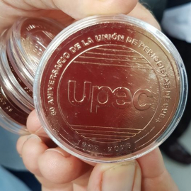 Diez santiagueros acreedores de la moneda 60 aniversario de la Upec