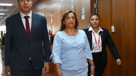 Nueva testigo y registro telefónico comprometen a presidenta de Perú