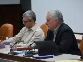 Presidente de Cuba destaca labor del sector de las telecomunicaciones