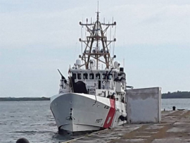 Estados Unidos devuelve a Cuba 56 migrantes irregulares