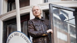 Julian Assange presenta apelación contra extradición a EE.UU.