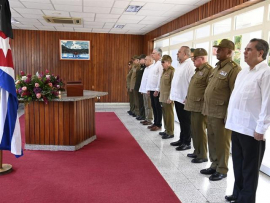 Preside Raúl Castro inhumación de restos de altos oficiales de Cuba