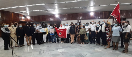 Reciben Telecomunicadores santiagueros condición de Vanguardia Nacional