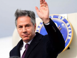 Secretario de Estado de EEUU abre tensa visita a China