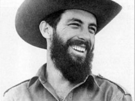 Presidente de Cuba valoró coraje del revolucionario Camilo Cienfuegos