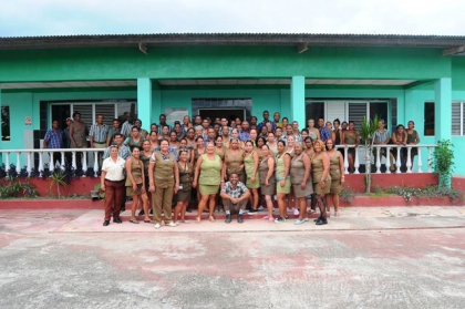 Celebran en San Luis Día del trabajador tabacalero