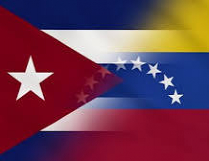 Continúa recogida de firmas en apoyo a Venezuela