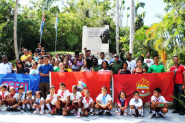 Recuerdan en San Lorenzo al Padre de la Patria