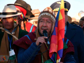 Presidente de Bolivia encabezará parada militar por aniversarios