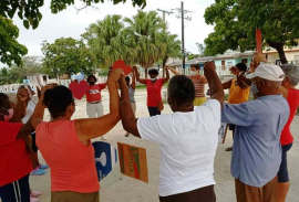 Adulto mayor protagonista de la actividad física comunitaria