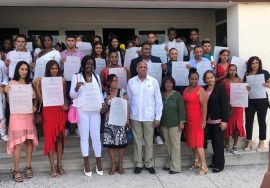 Centro Universitario sanluisero gradúa nuevos profesionales