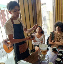 La trova sin café se traba