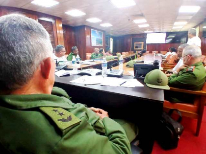 Autoridades evalúan estrategias para mitigar sequía en Santiago