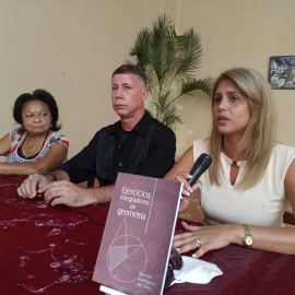 Presentan libro de Geometría de Ediciones Santiago