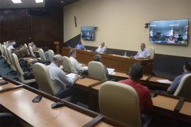 Presidente de Cuba llama a impulsar digitalización de salud pública