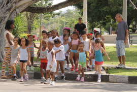 El verano exige reforzar el cuidado y la protección de los menores