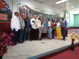 Destacan en Santiago de Cuba labor de comerciantes y gastronómicos