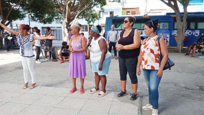 Desde Santiago de Cuba festejan en comunidad “Sierra Maestra” aniversario 65 de la FMC