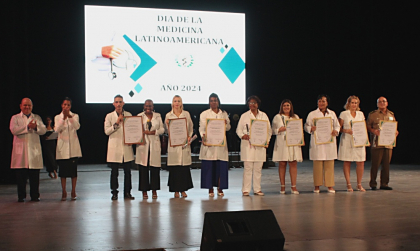 Reconocen a profesionales de la salud en Santiago de Cuba